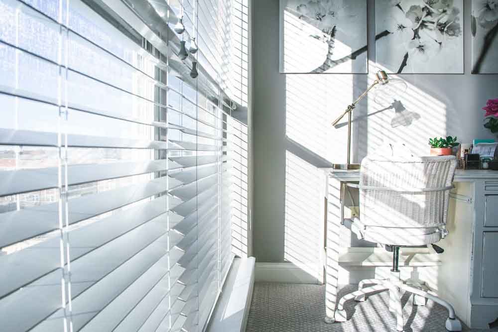 Blind repairs and cleaning: what you need to know